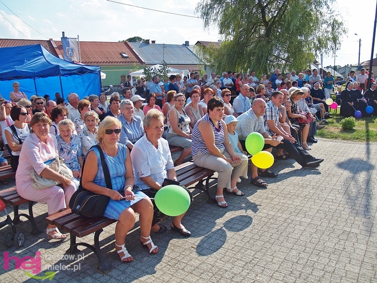 Przecławianie zbierają pieniądze na odnowę swojej świątyni. Przygotowali parafialny piknik