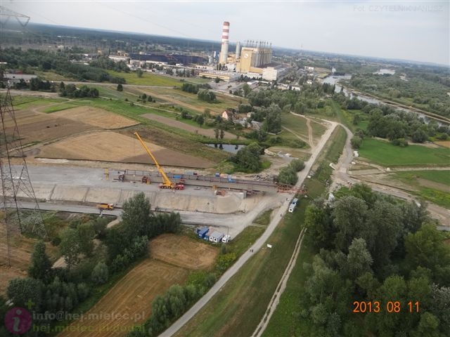 Trwają roboty przy budowie mostów. Co zostało zrobione przez 10 miesięcy?