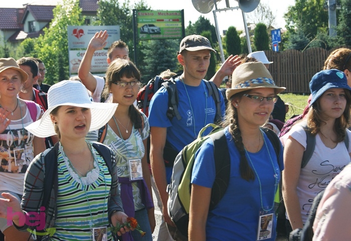 Pielgrzymi pokonali pierwsze kilometry