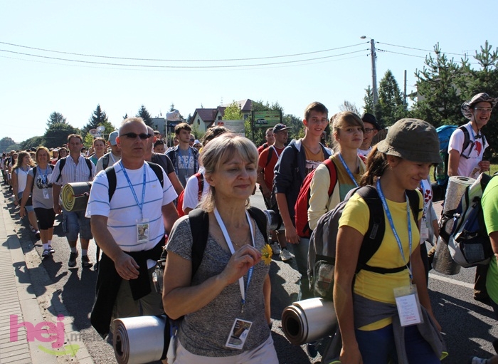 Pielgrzymi pokonali pierwsze kilometry