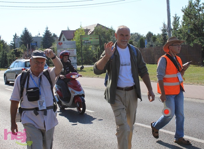 Pielgrzymi pokonali pierwsze kilometry