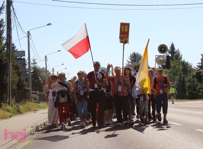 Pielgrzymi pokonali pierwsze kilometry