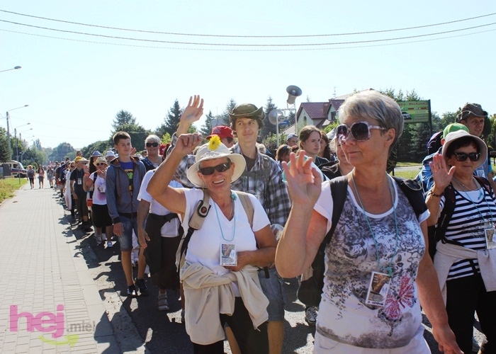 Pielgrzymi pokonali pierwsze kilometry