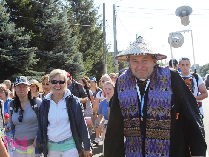 Pielgrzymi pokonali pierwsze kilometry