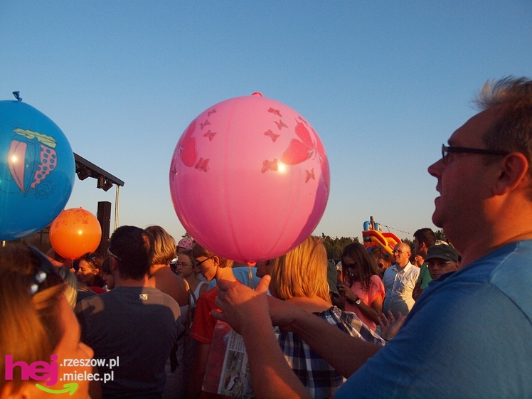 75-lecie przemysłu lotniczego w Mielcu. Piknik - scena - część VIII