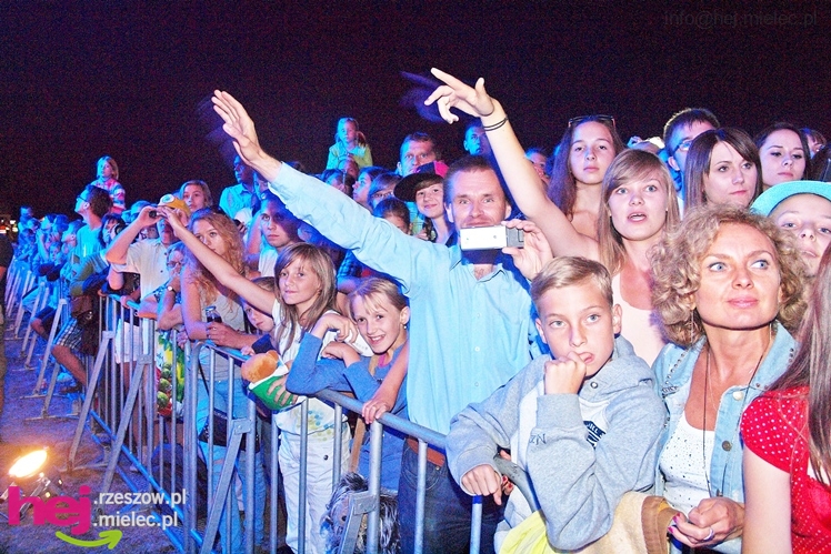 75-lecie przemysłu lotniczego w Mielcu. Piknik - scena - część VIII