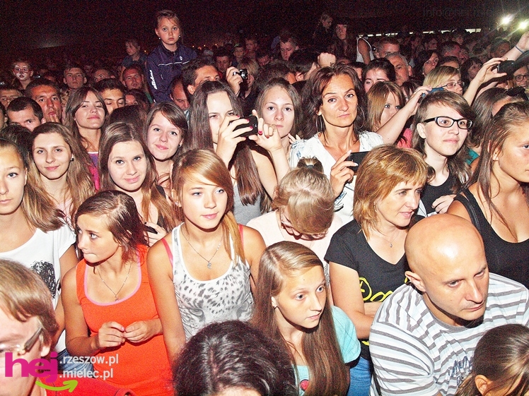 75-lecie przemysłu lotniczego w Mielcu. Piknik - scena - część VIII