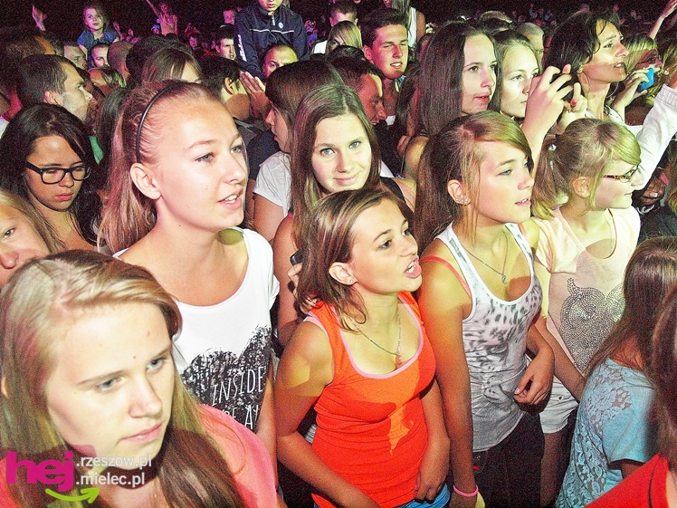 75-lecie przemysłu lotniczego w Mielcu. Piknik - scena - część VIII