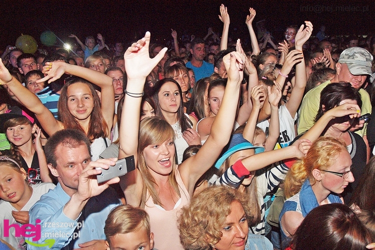 75-lecie przemysłu lotniczego w Mielcu. Piknik - scena - część VIII