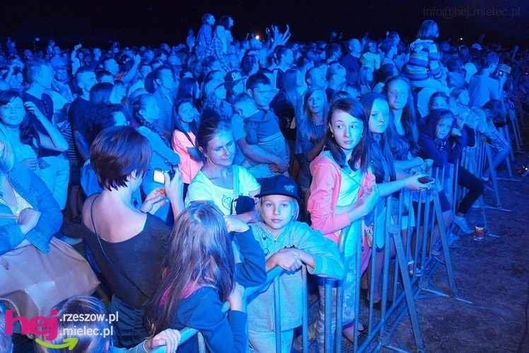 75-lecie przemysłu lotniczego w Mielcu. Piknik - scena - część VIII