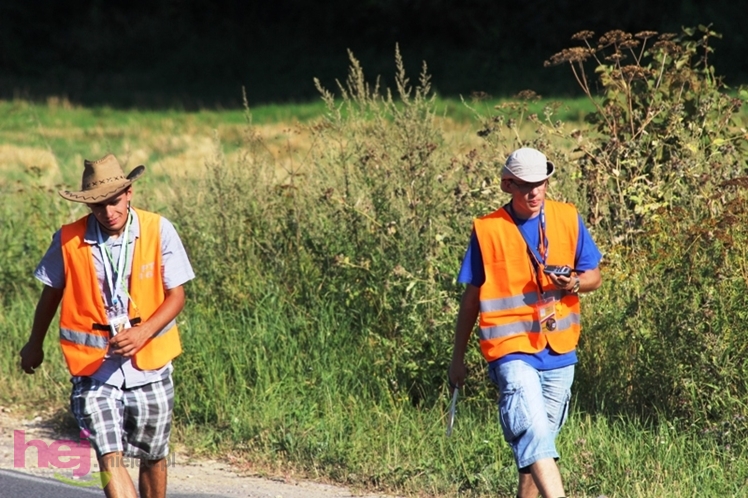 Droga długa i upalna, ale optymizmu pielgrzymom nie brakuje