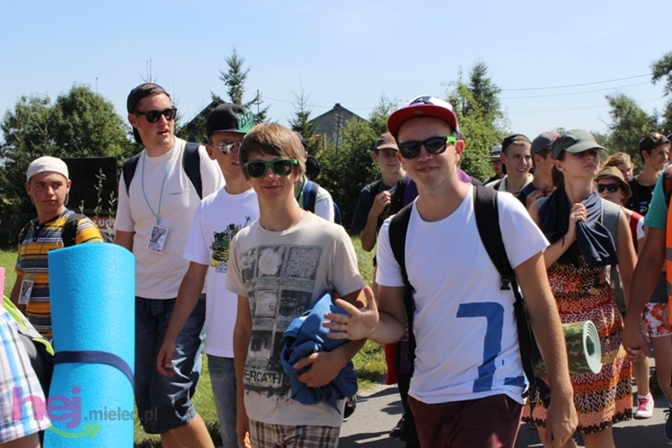 Droga długa i upalna, ale optymizmu pielgrzymom nie brakuje