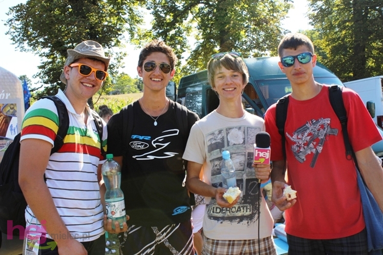 Droga długa i upalna, ale optymizmu pielgrzymom nie brakuje