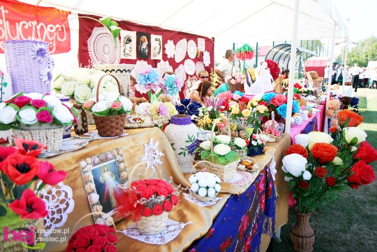 ?Dziękujemy dziś na plony? - dożynki gminy wiejskiej Mielec w Podleszanach