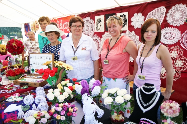 ?Dziękujemy dziś na plony? - dożynki gminy wiejskiej Mielec w Podleszanach