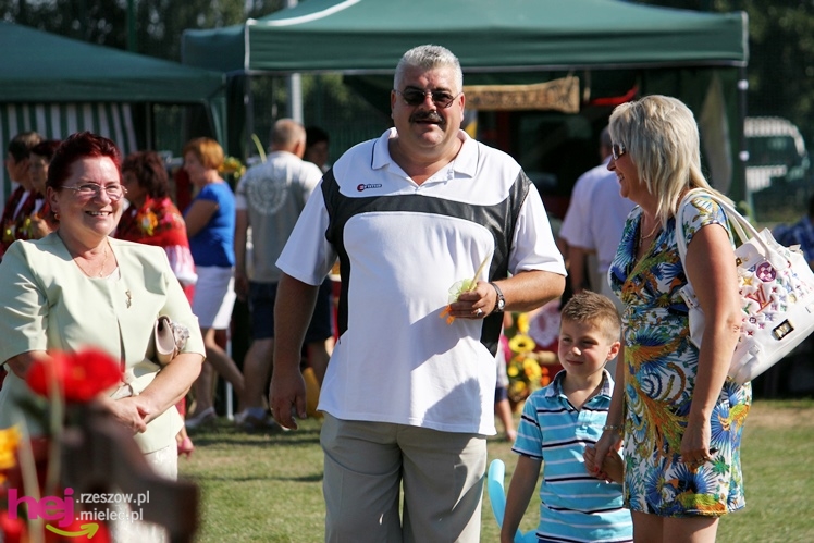 ?Dziękujemy dziś na plony? - dożynki gminy wiejskiej Mielec w Podleszanach