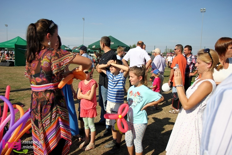 ?Dziękujemy dziś na plony? - dożynki gminy wiejskiej Mielec w Podleszanach