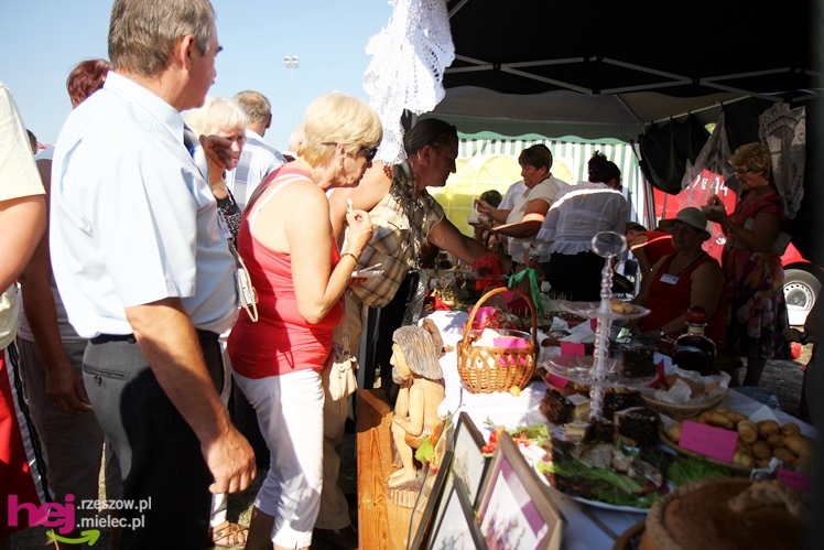?Dziękujemy dziś na plony? - dożynki gminy wiejskiej Mielec w Podleszanach
