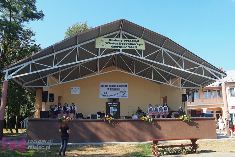 Festiwal ludowy w Czerminie