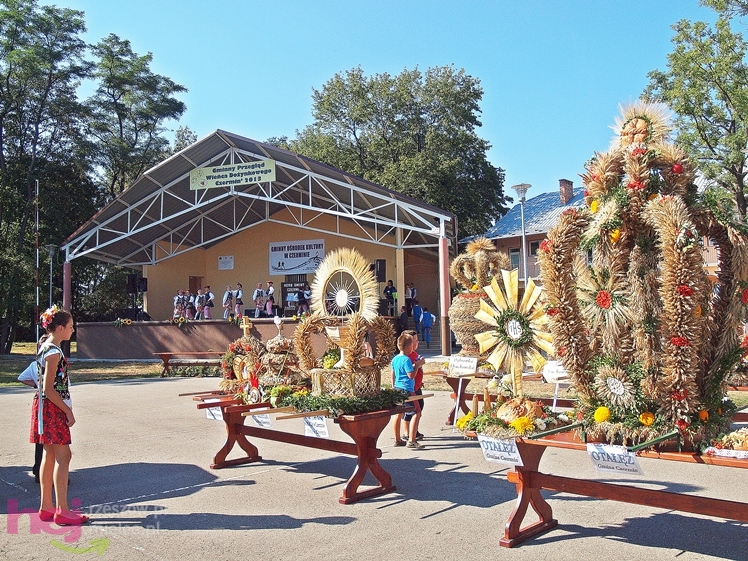 Festiwal ludowy w Czerminie
