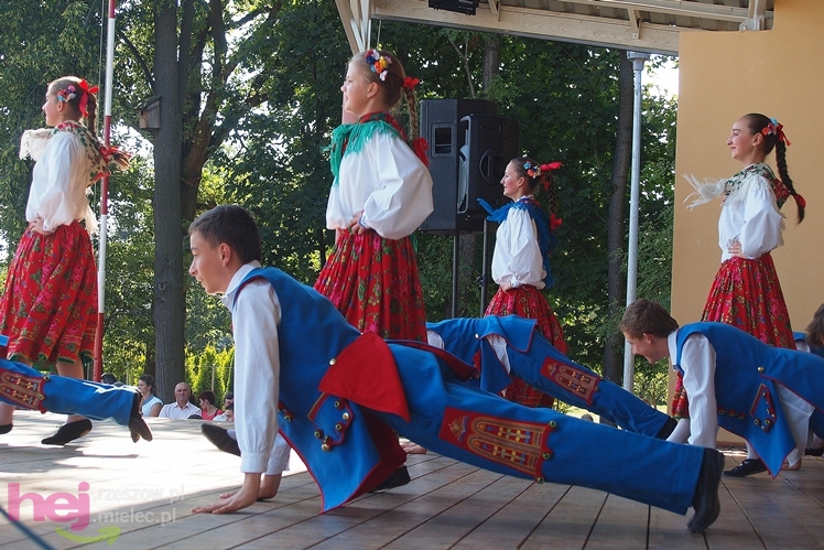 Festiwal ludowy w Czerminie