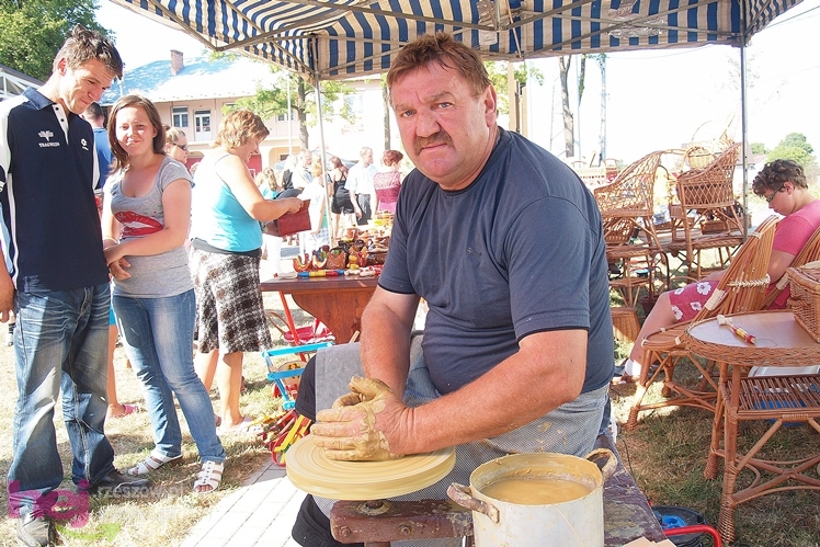 Festiwal ludowy w Czerminie