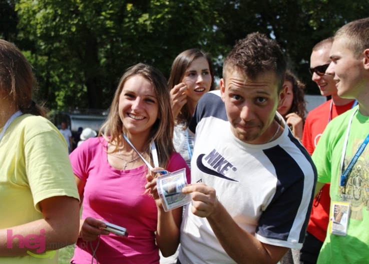 Pielgrzymkowa modlitwa, taniec i śpiew