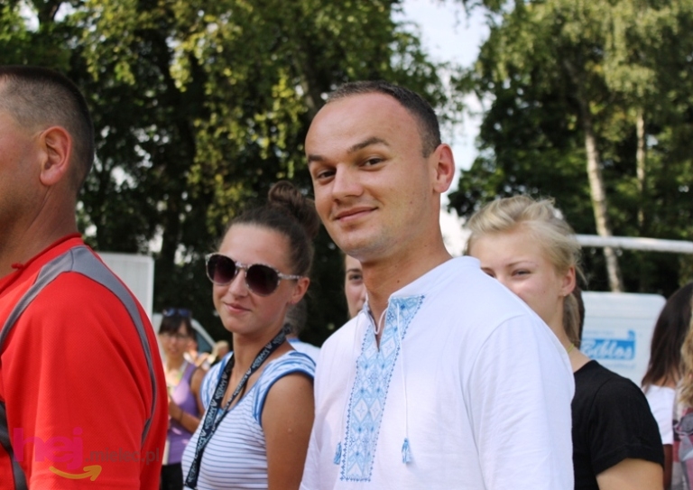 Pielgrzymkowa modlitwa, taniec i śpiew