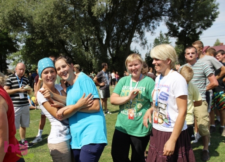 Pielgrzymkowa modlitwa, taniec i śpiew