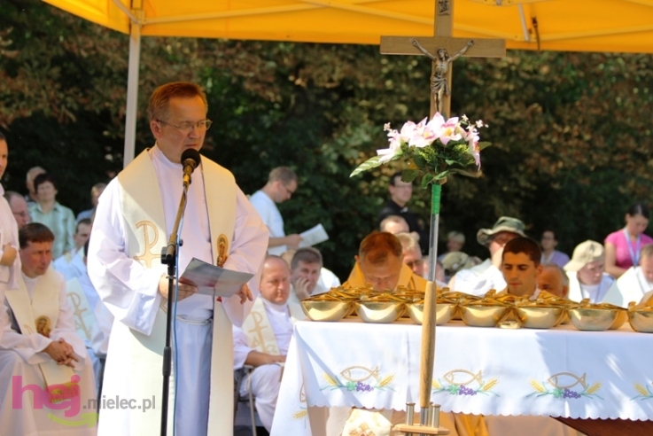 Pielgrzymkowa modlitwa, taniec i śpiew