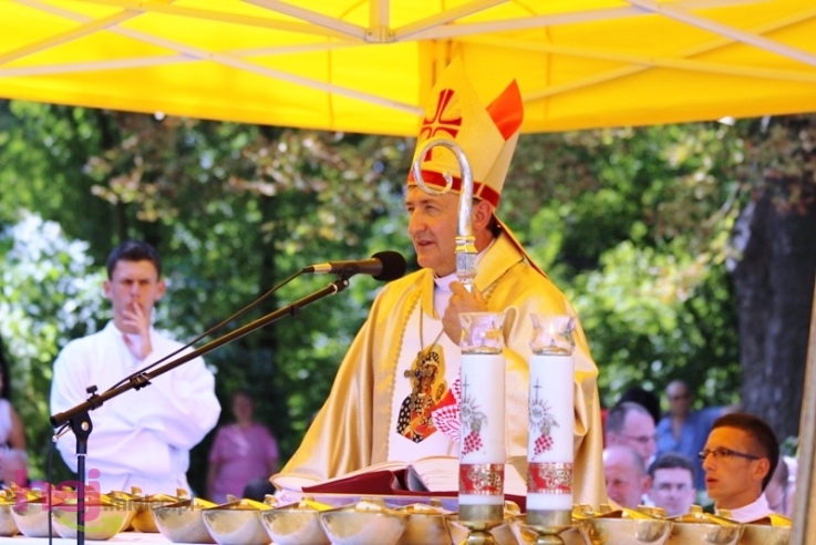 Pielgrzymkowa modlitwa, taniec i śpiew