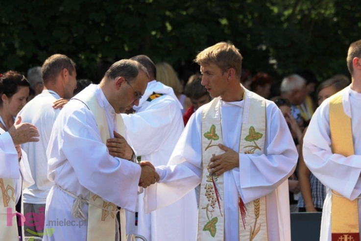 Pielgrzymkowa modlitwa, taniec i śpiew