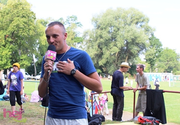 Pielgrzymkowa modlitwa, taniec i śpiew