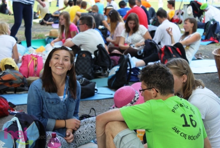 Pielgrzymkowa modlitwa, taniec i śpiew