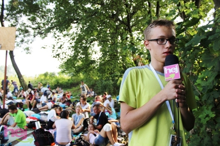 Pielgrzymkowa modlitwa, taniec i śpiew