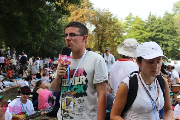 Pielgrzymkowa modlitwa, taniec i śpiew