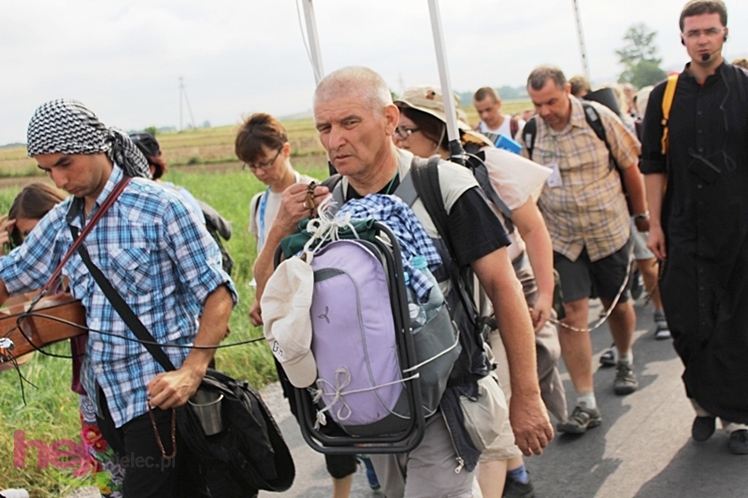 Pielgrzymkowy marsz w pokłonie dla ojczyzny
