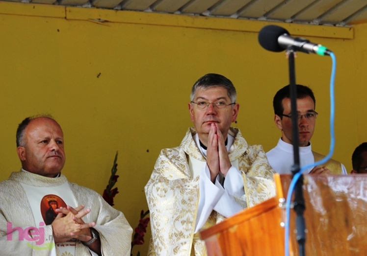 Pielgrzymkowy marsz w pokłonie dla ojczyzny