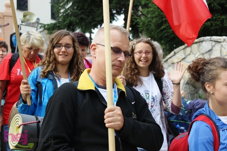 Pielgrzymkowy marsz w pokłonie dla ojczyzny