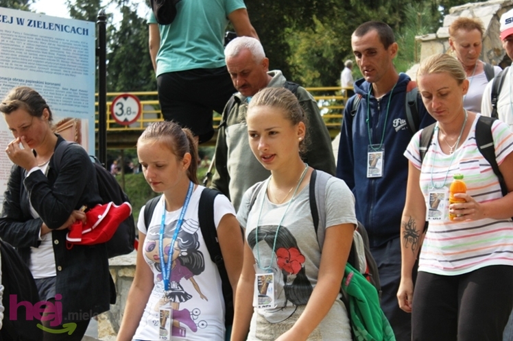 Pielgrzymkowy marsz w pokłonie dla ojczyzny