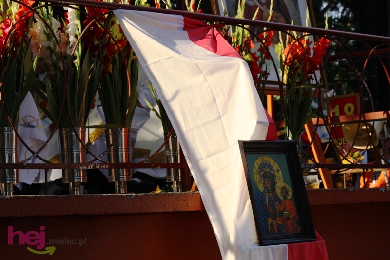 Pielgrzymkowy marsz w pokłonie dla ojczyzny