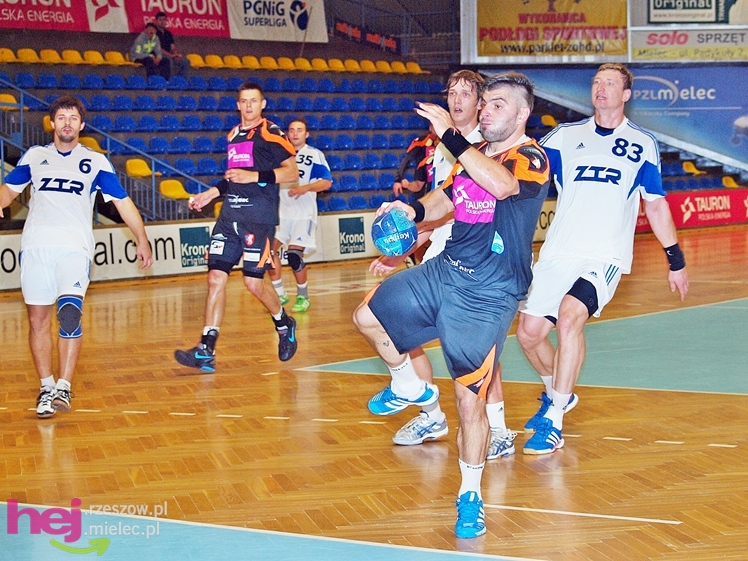 Emocje w sparingowym meczu Stali Mielec z ZTR-em Zaporoże