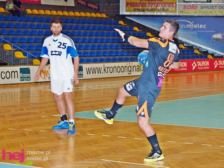 Emocje w sparingowym meczu Stali Mielec z ZTR-em Zaporoże