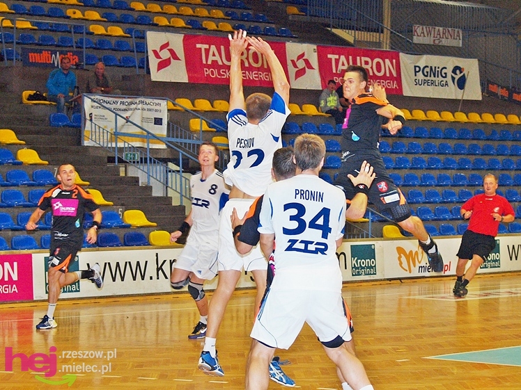 Emocje w sparingowym meczu Stali Mielec z ZTR-em Zaporoże