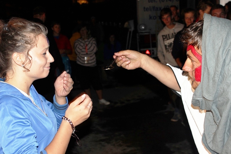 Pielgrzymkowy chrzest musi przejść każdy