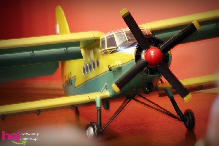 Seminarium naukowe o mieleckim lotnictwie: An-2 i An-28
