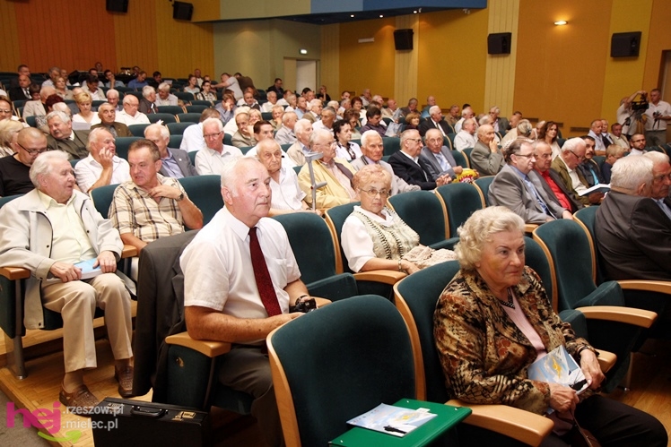 Tydzień Tradycji Lotniczej dobiegł końca. III Spotkanie Lotniczych Pokoleń