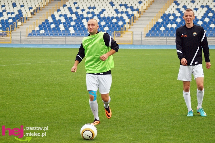 Stal Mielec testowała murawę na nowym stadionie: trening przedmeczowy