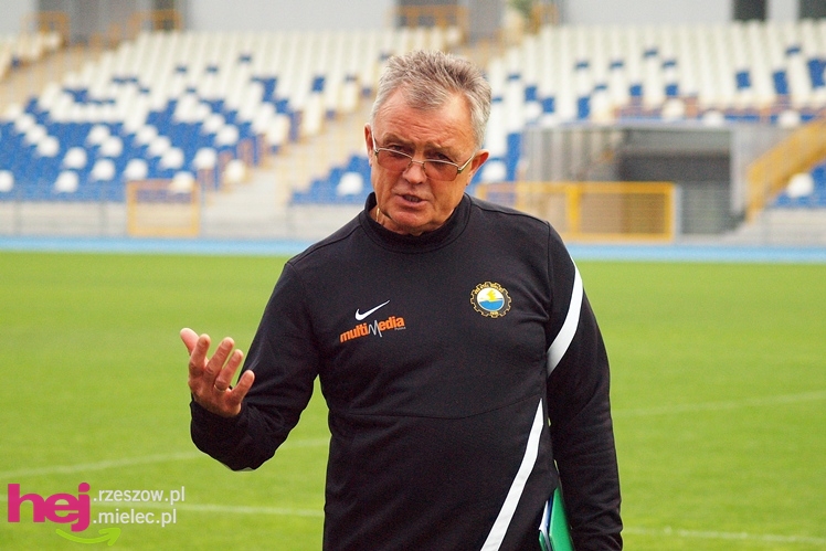 Stal Mielec testowała murawę na nowym stadionie: trening przedmeczowy