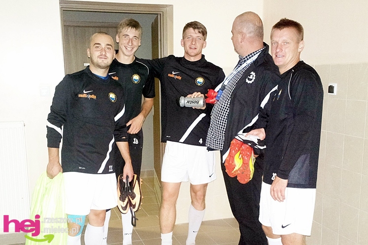 Stal Mielec testowała murawę na nowym stadionie: trening przedmeczowy